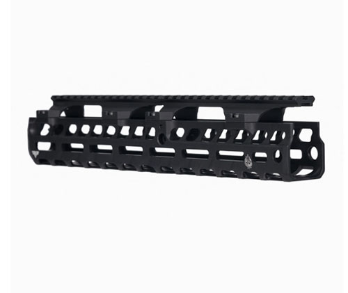 Costa Winchester M‑LOK Handguard yhdistää kevyen 6061‑T6-alumiinin, ergonomisen otteen ja monipuoliset M‑LOK kiinnitysvaihtoehdot, täydellinen Winchester 94:lle.